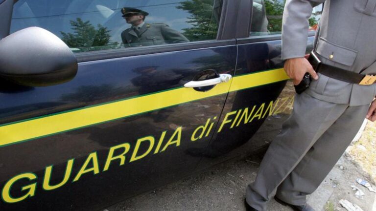 Lucca, colf e badandi sconosciute al fisco: evasione di oltre 2 milioni di euro