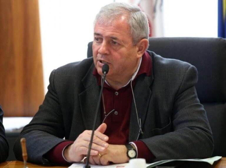 “Nessun passaggio al centrodestra per la maggioranza consiliare della Provincia”