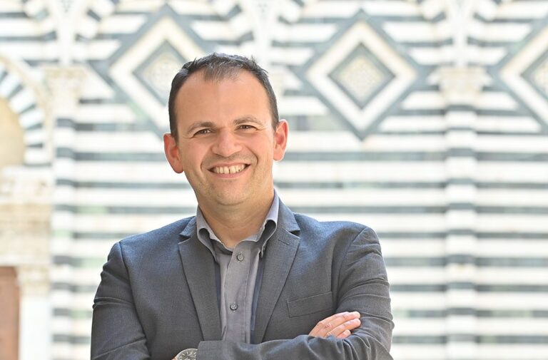 “I temi dell’immigrazione non si affrontano con commissari e con ordinanze”