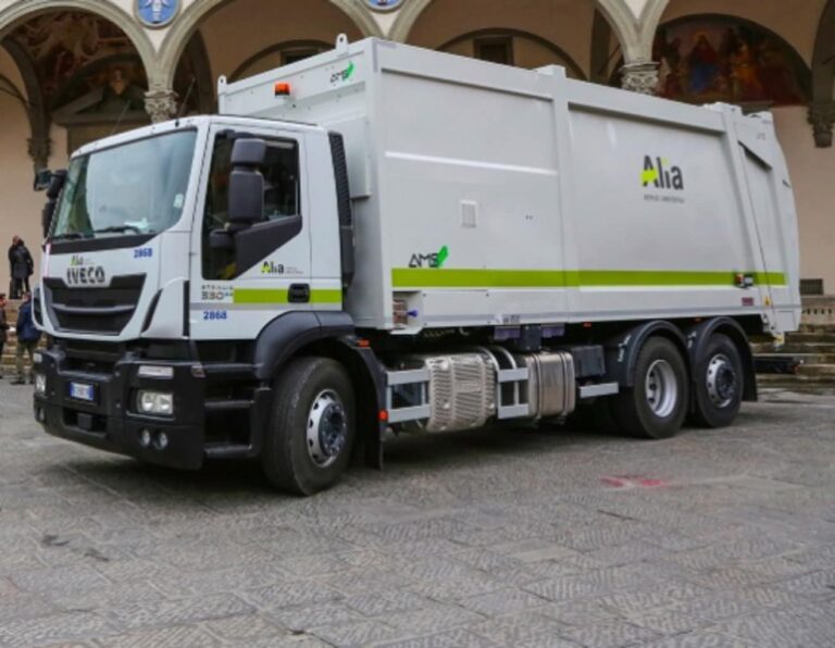 Pistoia, scorretta raccolta differenziata: 11 cittadini individuati in via Gora e Barbatole