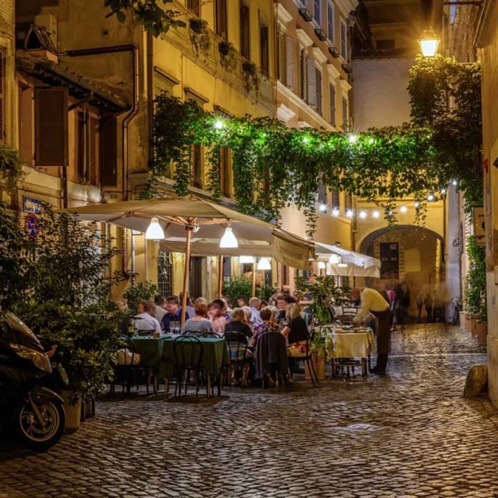 Ristorante all'aperto a Roma