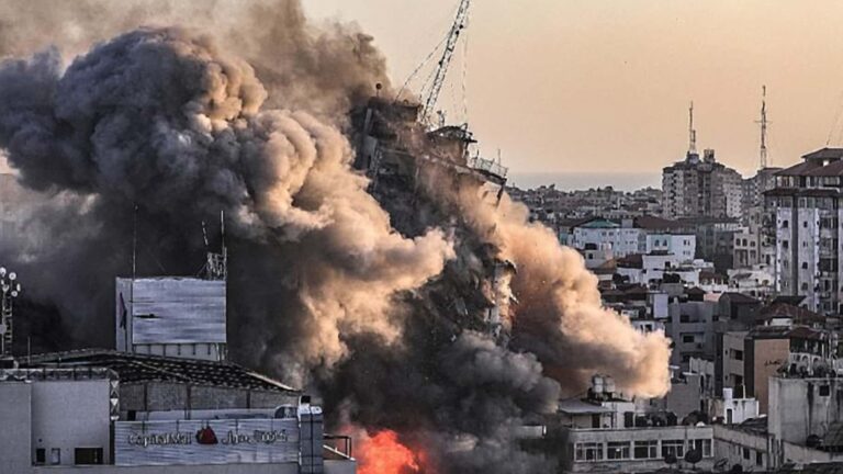 Striscia di Gaza, 50mila morti, oltre un terzo bambini. Dove vuole arrivare Israele?