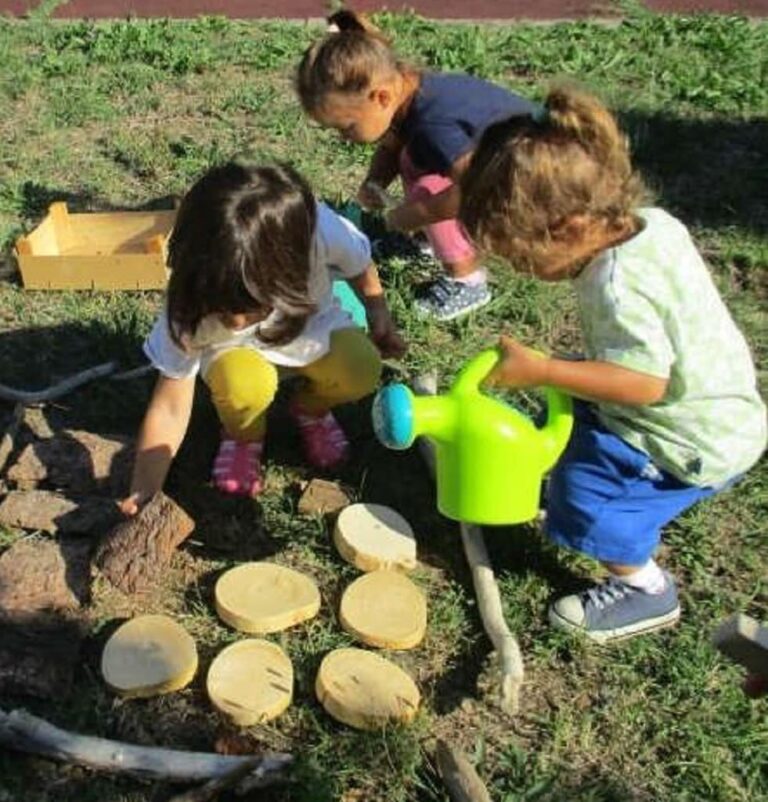 Pistoia, il Comune cerca insegnanti per le scuole dell’infanzia