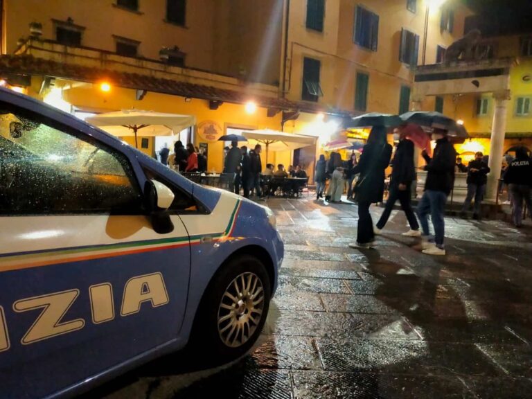 Pistoia, per un anno non potranno più entrare nei locali del centro: daspo per 12 ragazzi