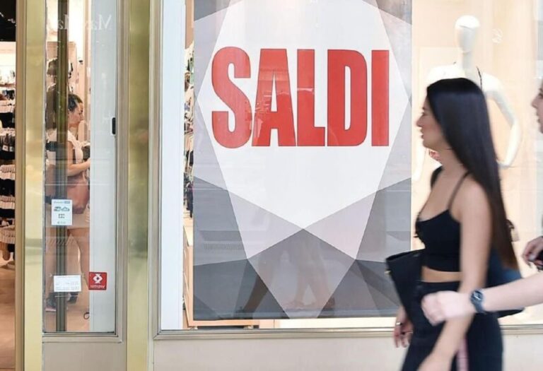 Saldi estivi al via da oggi: Confcommercio invita a scegliere i negozi del territorio 