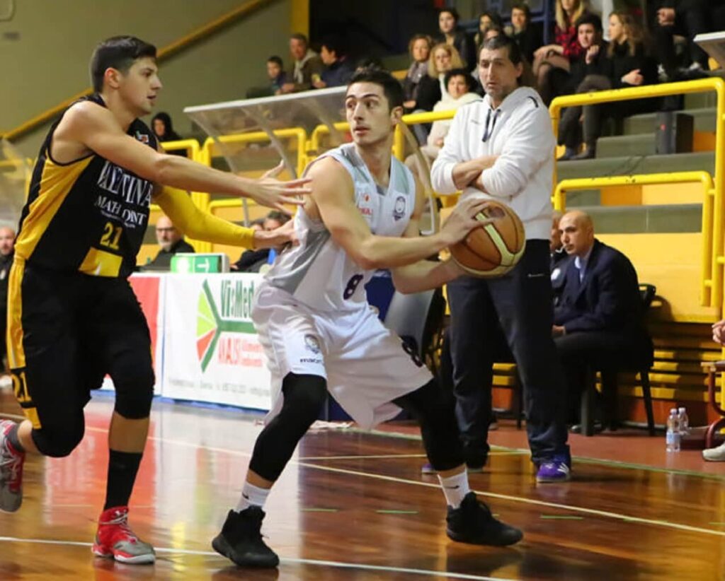 Un'azione di gioco della squadra di Bottegone