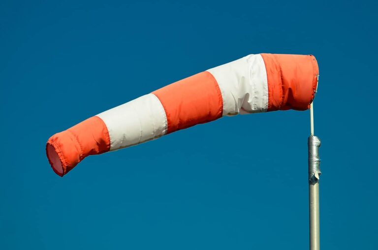Continua il codice giallo per vento in Toscana