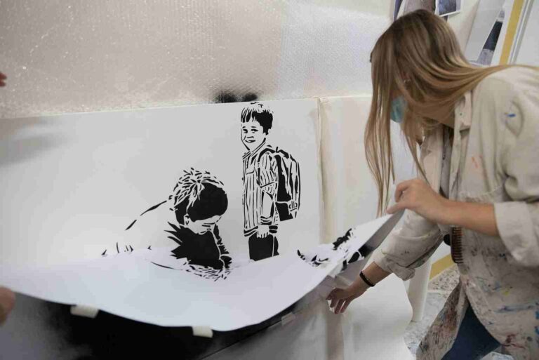 Arte diffusa, anche a Pistoia studenti all’opera per realizzare un murales