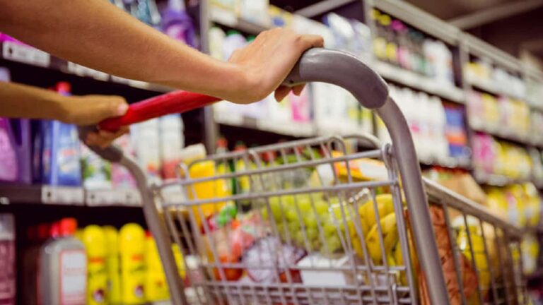 Prato, apre una nuova Coop e insorgono i negozi di vicinato
