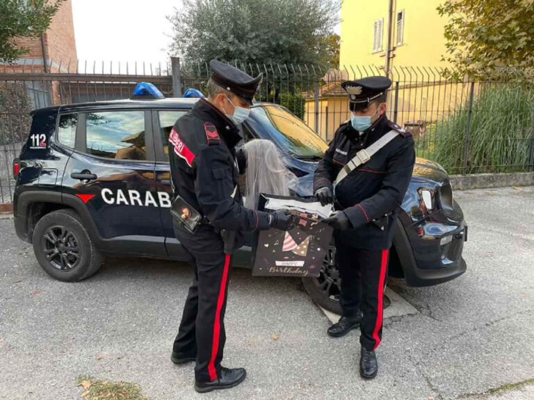 Rubano al centro commerciale di Montecatini, 2 giovani arrestati