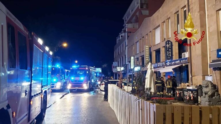 Prato, a fuoco la cucina di un ristorante