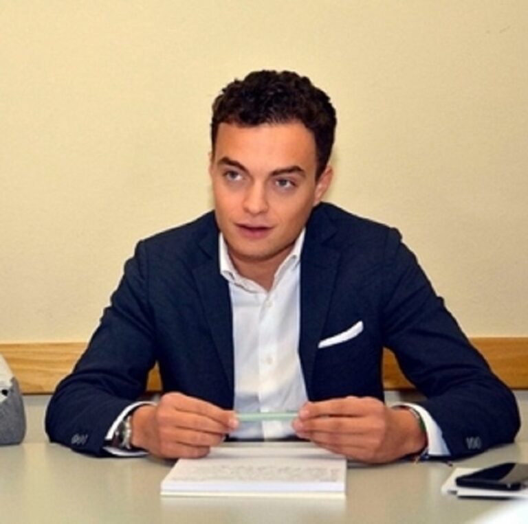 La Giunta Tomasi bis torna a otto, cinque assessori confermati