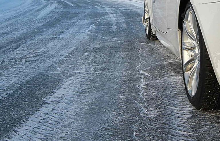 Meteo, codice giallo per neve e ghiaccio