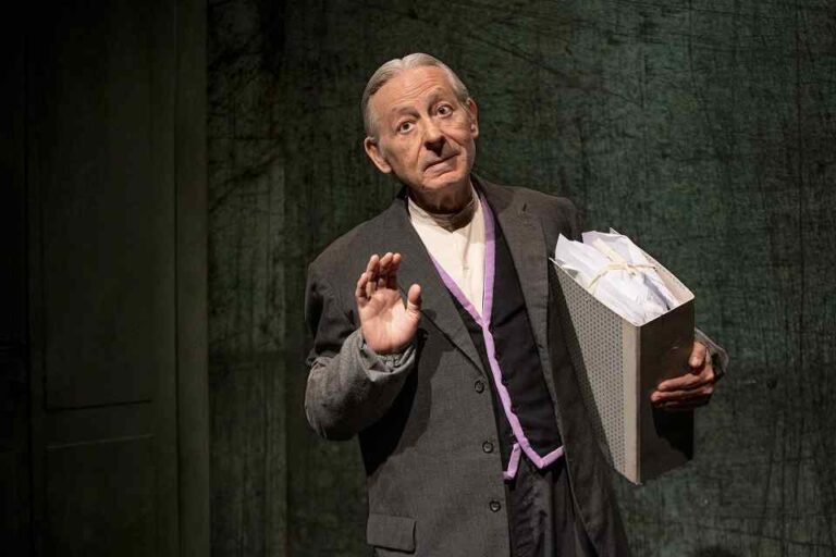 Teatro di Lamporecchio, Leo Gullotta porta in scena “Bartleby lo scrivano”