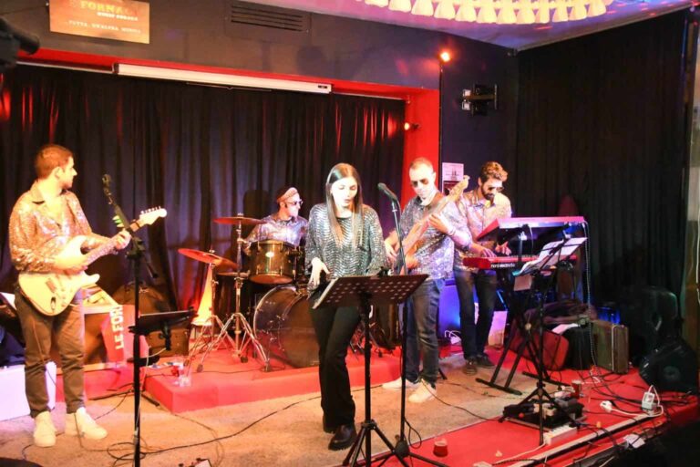 Un grande ritorno al circolo Arci Le Fornaci: i Discophrenia per una serata discomusic