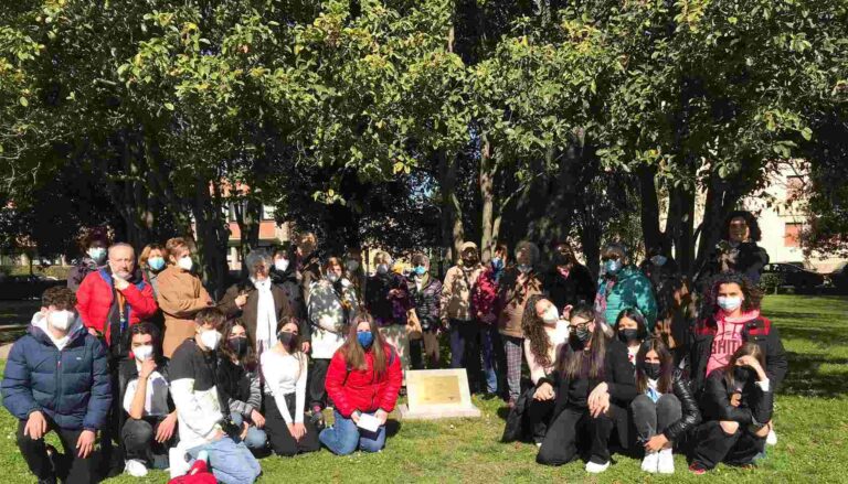 Una classe del “Savoia” in visita ai luoghi della memoria ebraica a Pistoia
