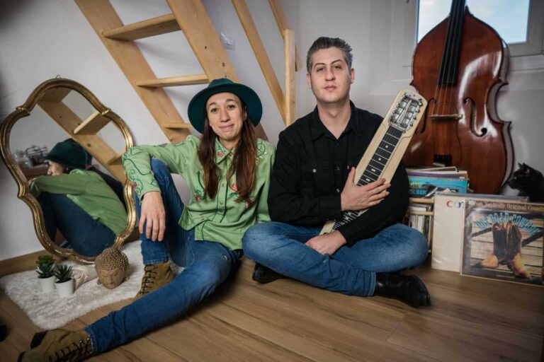 Santomato Live. Un tuffo nel country americano con i Lovesik Duo