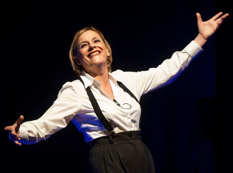 Maria Cassi al Funaro con “Maria…animale da compagnia”