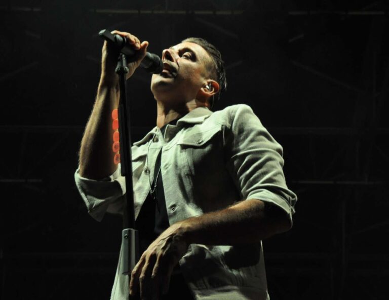Da Sanremo a Firenze: riparte il tour di Francesco Gabbani