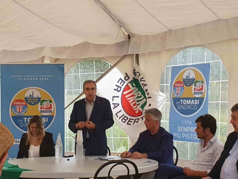 Maurizio Gasparri all’incontro dei candidati di Forza Italia