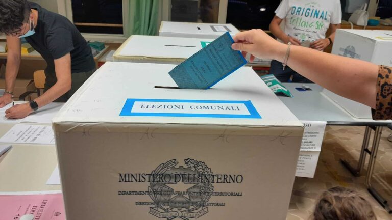 Il trionfo di Tomasi, una sberla sonora per Fratoni e Pd
