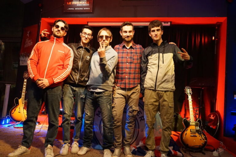 Serata Oasis con i Madferit al circolo Le Fornaci