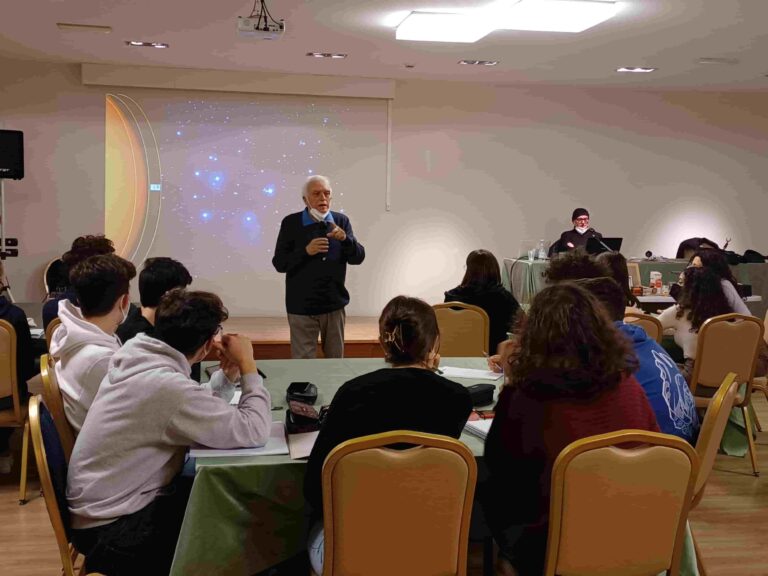 Pistoia, Accademia giovani per la Scienza: aperto il nuovo bando