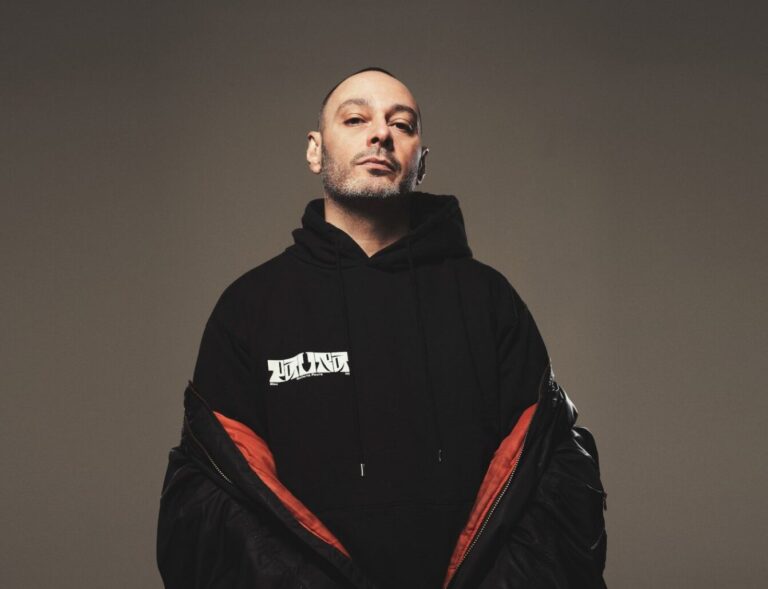 Fabri Fibra al Tuscany Hall di Firenze per il suo “Caos Live”