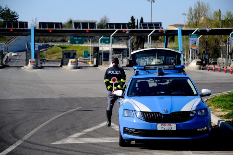Viareggio: in A12 con 71 chili di cocaina