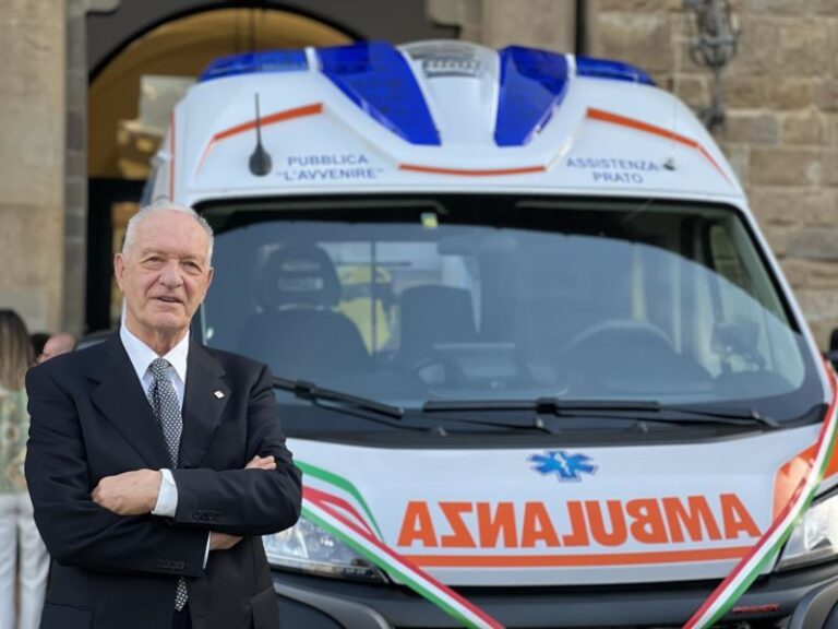 Nuova ambulanza della Pubblica Assistenza “L’Avvenire” Prato
