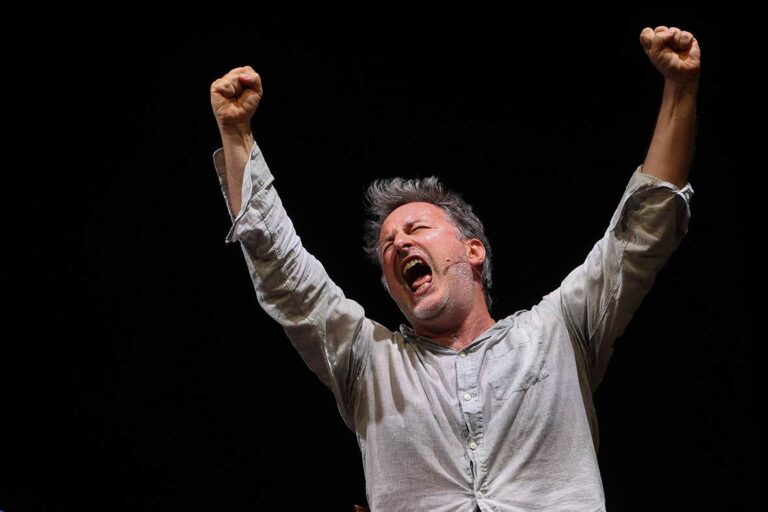 Al Funaro in scena “Italia-Brasile 3-2 il ritorno” di Davide Enia