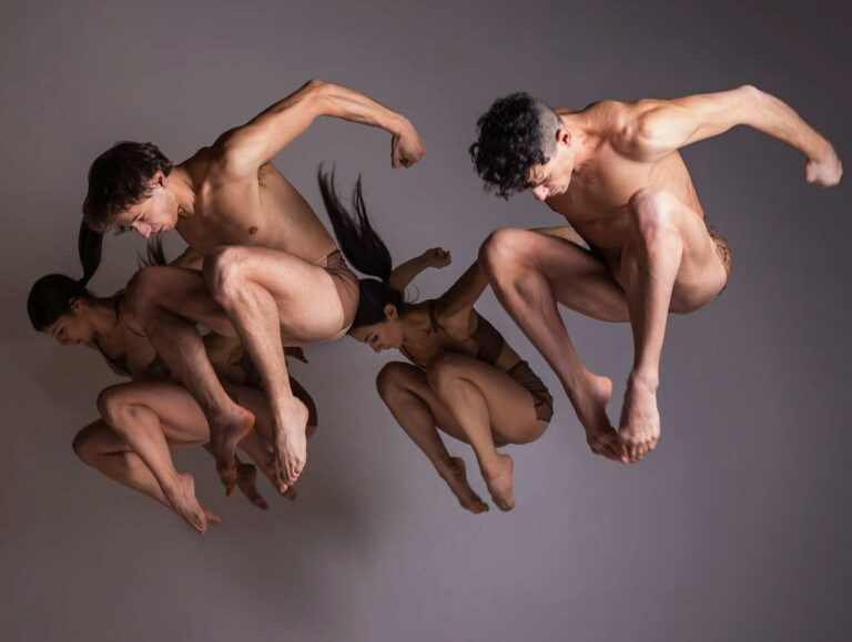 La danza acrobatica di “Back to Dance” arriva al Politeama