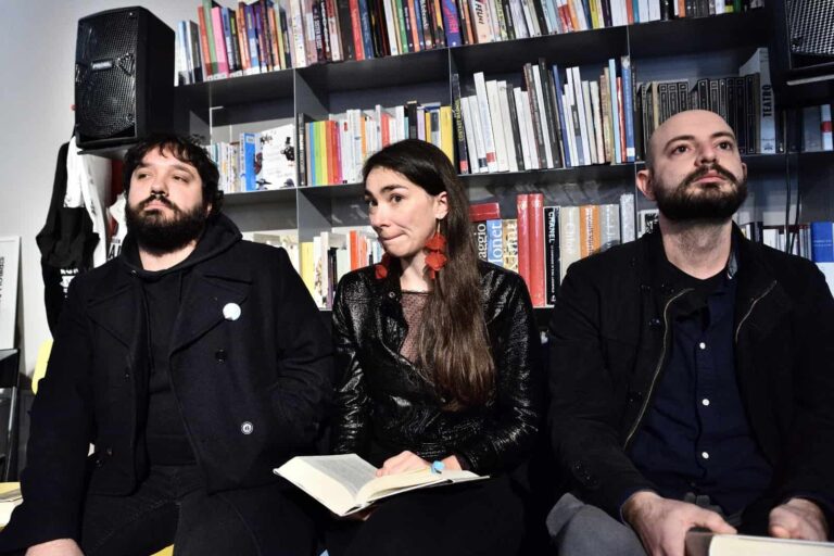 Presente Italiano, immergersi nell’acquario di Enrico Ghezzi