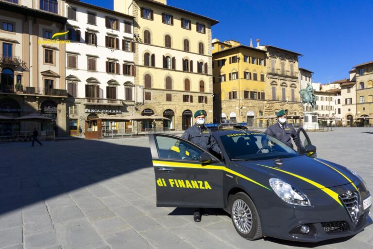 Bancarotta fraudolenta, 12 indagati e sequestro per 4,7 milioni di euro