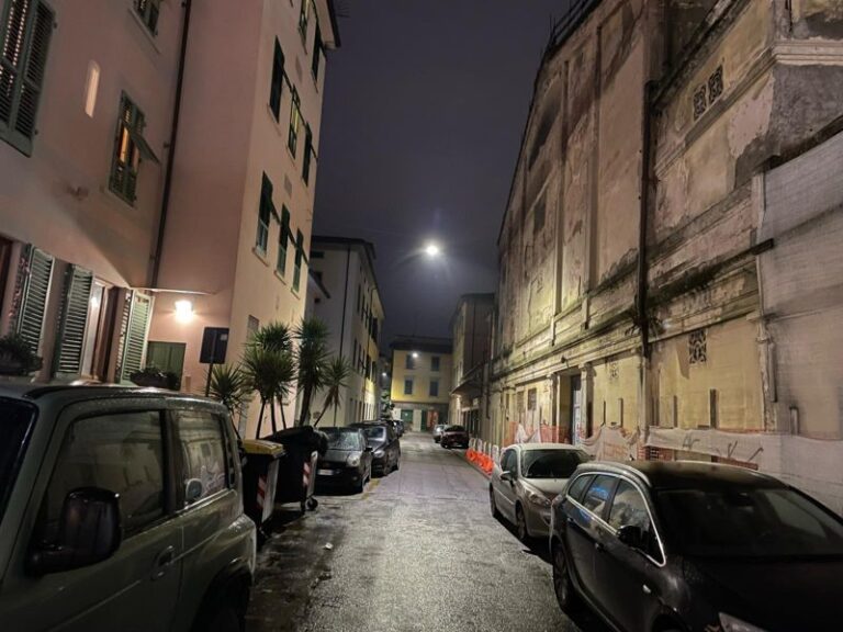 Ex cinema Adriano: chi ha autorizzato la riapertura di via Scannavini?