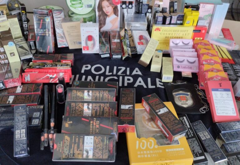 Prato. Sequestrati oltre 200 cosmetici irregolari
