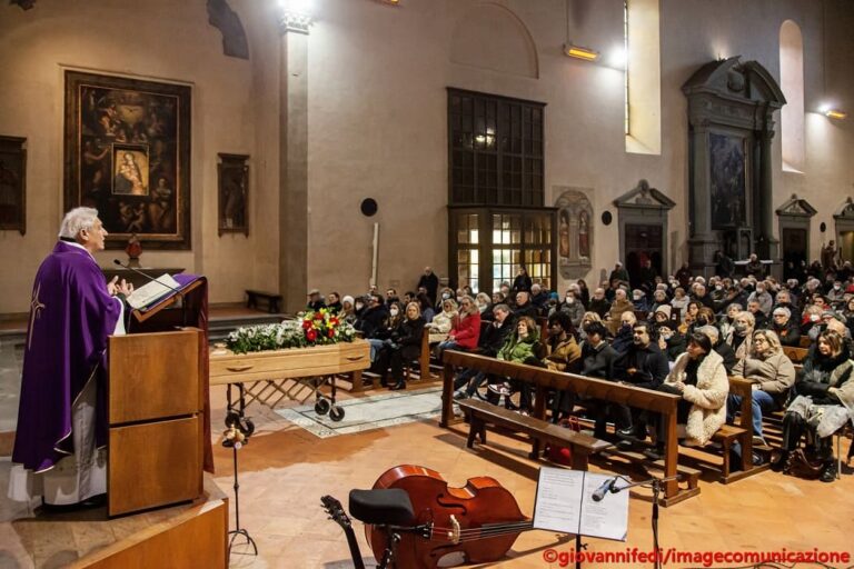 Pistoia dice addio al gallerista Enrico Vannucci, uomo sapiente, giusto e mite