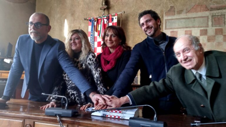 La maggioranza: “Un bilancio che non incide sulle tasche dei pistoiesi”