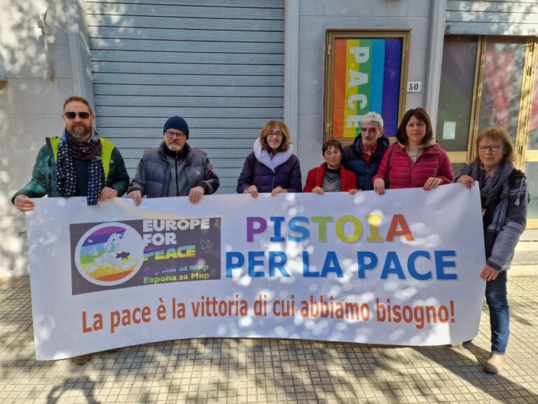 “Un anno di guerra è troppo”, venerdì fiaccolata per la pace a Pistoia