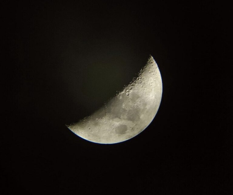 Prato, serata alla scoperta della Luna e Giove