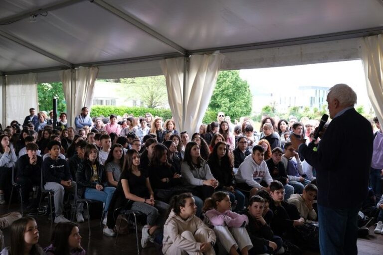 “Sì… Geniale!”, premiati i vincitori del concorso della Fondazione Caript