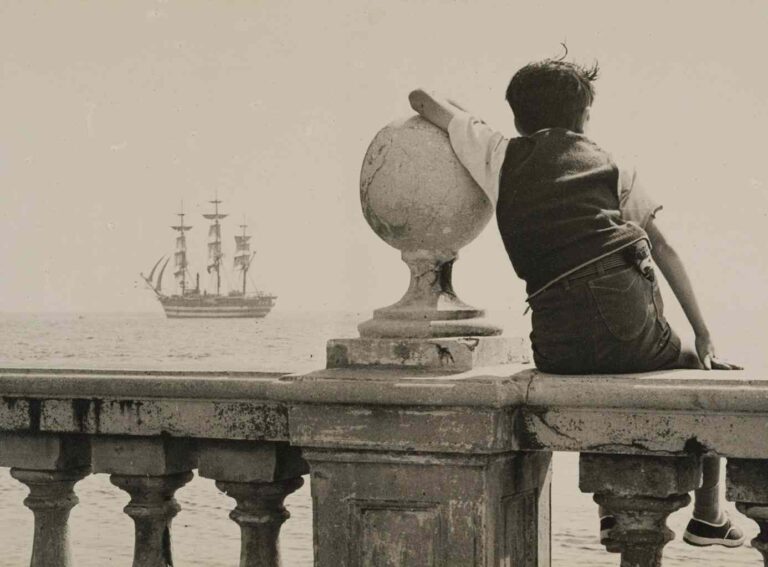 “Sognando i corsari”: Livorno e il suo mare nelle foto storiche dell’Archivio Alinari