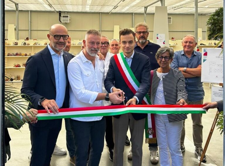 Taglio del nastro per Toscana Fashion: Pistoia capitale delle calzature&nbsp;