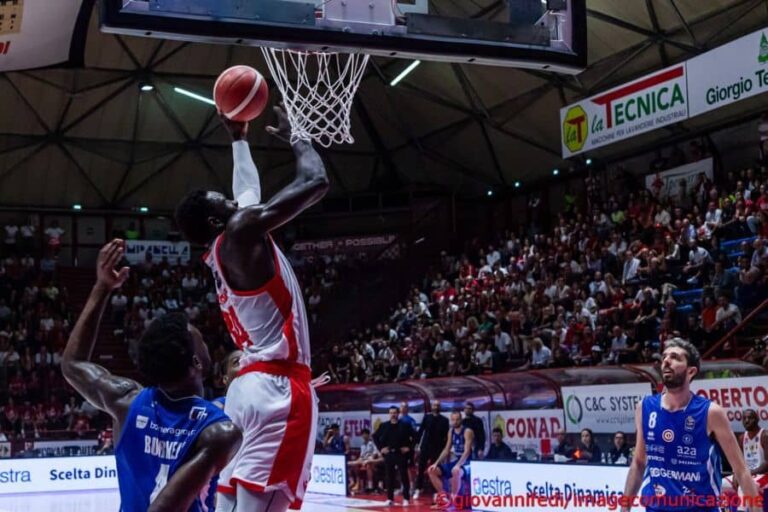Basket. Il miracolo non riesce: la Germani passa a Pistoia 84-72