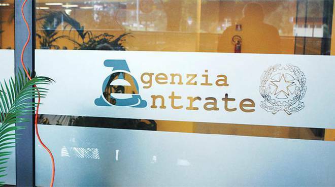 “Discriminati” dall’Agenzia delle entrate, 25 concorrenti vincono il ricorso
