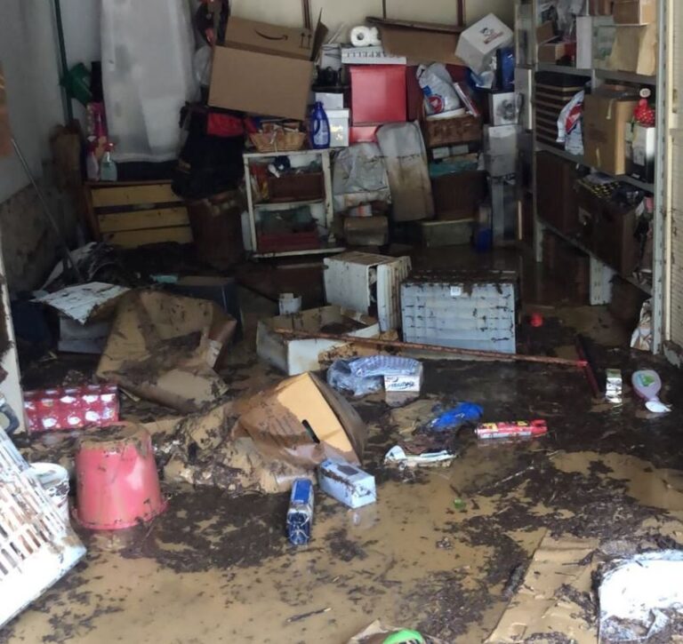 Storie di fango, speranza e solidarietà dalle comunità colpite dall’alluvione