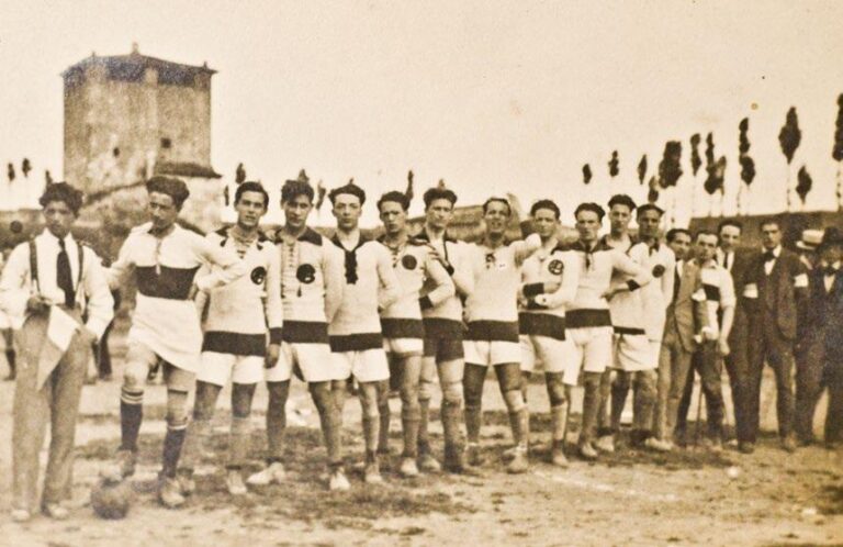 Le origini della nascita della Pistoiese calcio in un libro di Carobbi