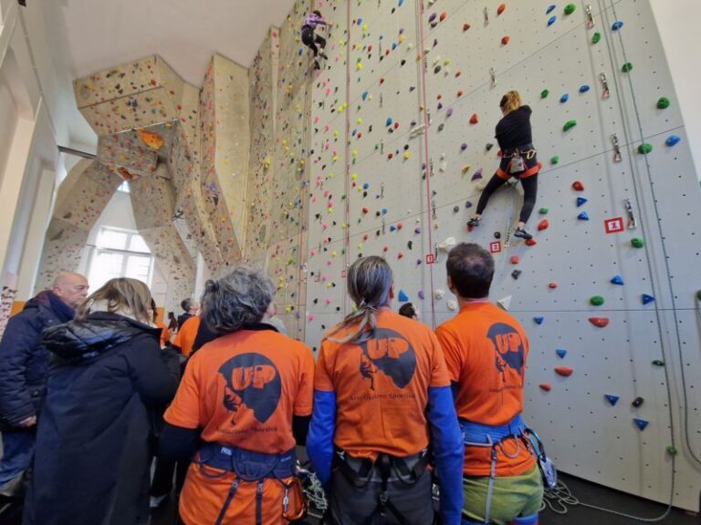 Legno Rosso, inaugurata la nuova parete per l’arrampicata
