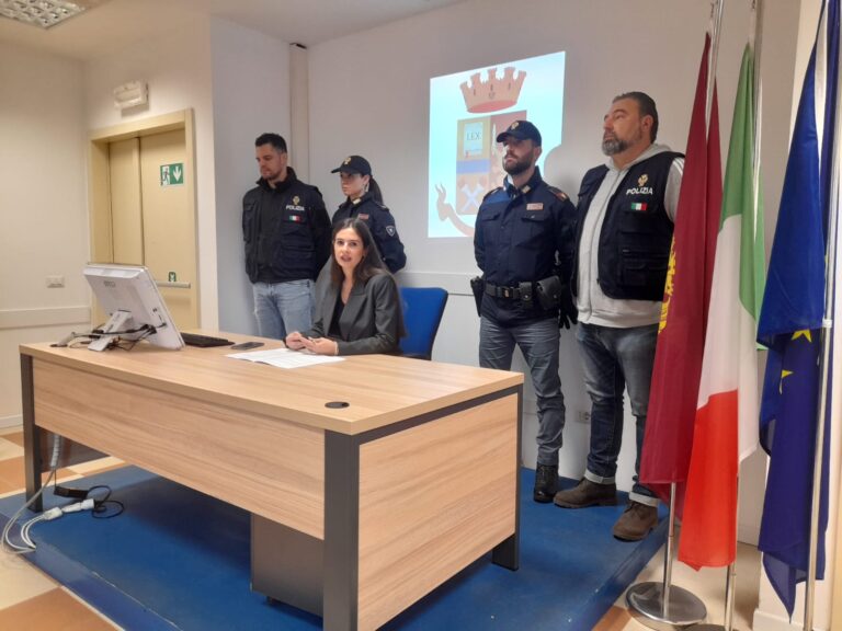 Pistoia, traffico di droga: cinque misure cautelari e sequestri per quasi 100mila euro
