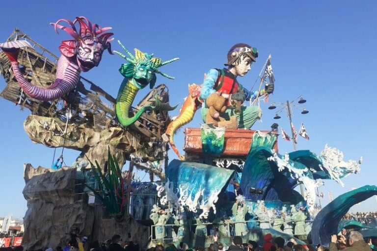 Droni dei vigili del fuoco sorveglieranno Carnevale di Viareggio
